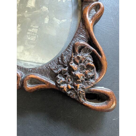 Hand Carved Nouveau Butterfly and Floral Vine Wood Frame 8" x 6" - Picture 2 of 5